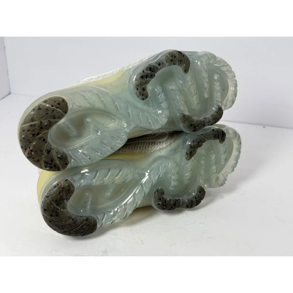 Nike Air VaporMax 2021 FK Oatmeal Phantom Womens 9.5 DJ9975-001 Running Shoes